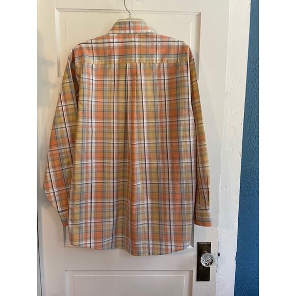 Jos. A Bank Size Medium Men's 100% Cotton Button Down Shirt - Picture 2 of 4